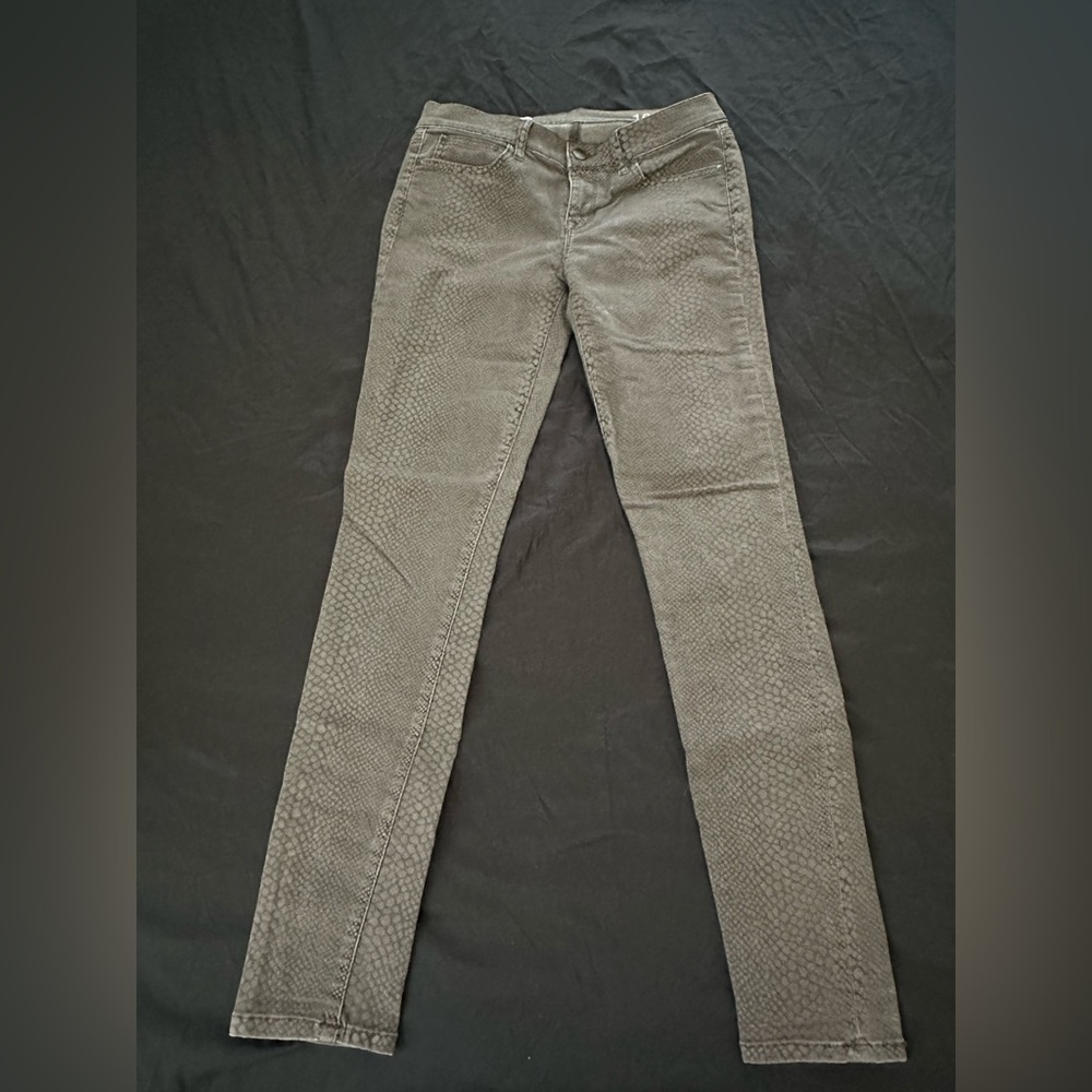 GAP 1969 Snake Skin Legging Jean Size 27/4